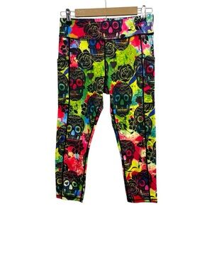 CVG Constantly Varied Gear Size Medium Multicolor Skull Pattern Leggings Grunge